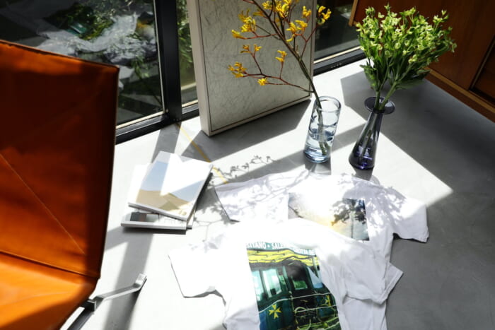 Representing a day in Europe. The Better Days Stadium photo T is available exclusively at BayCruise stores.