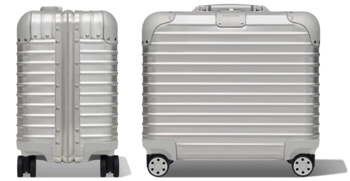 リモワの名作に新たなピースが加わりました。待望のキャリーケースは心強い味方になること間違いなし。