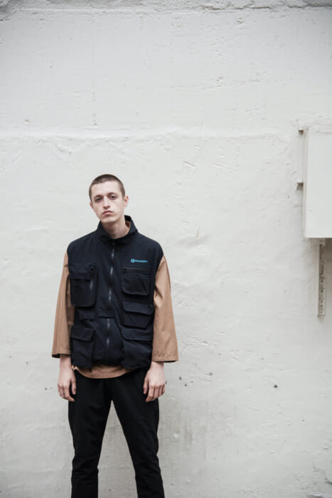 カーハート X ユニフォームエクスペリメント コラボ　ベスト　早い者勝ち 2025年最新】Carhartt uniform experimentの人気アイテム - メルカリ