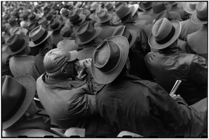 An exhibition of photographs by two great Magnum photographers. . will be held at Leica Gallery in Tokyo and Kyoto.