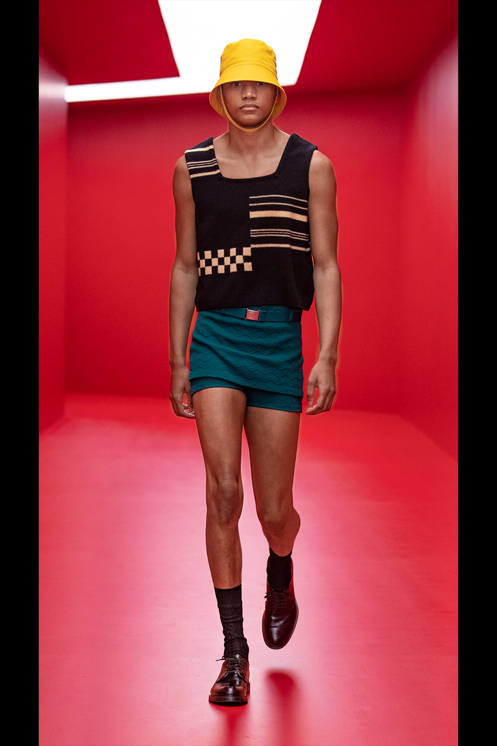 PRADA | HOUYHNHNM（フイナム）