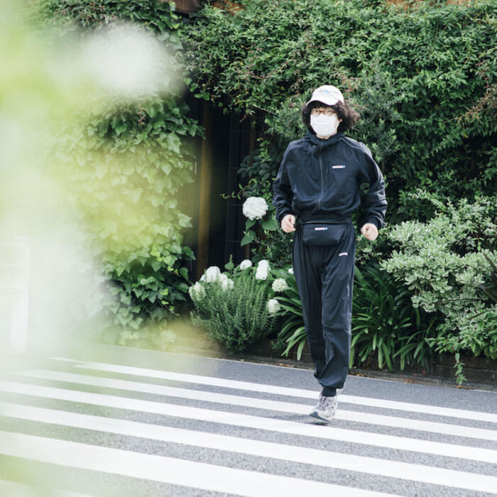 あっちいけ、コレステロール！どっかいけ、中性脂肪！福々と太った汗を出す服。それいけ、ザウナスーツ！