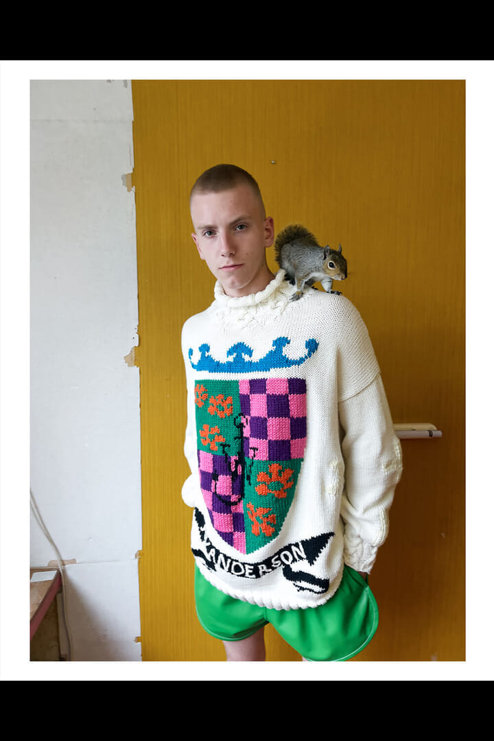 ●JW ANDERSON●スライムロゴクルーネックスウェット●ドロップショルダー JW ANDERSON | HOUYHNHNM (HOUYHNHNM)