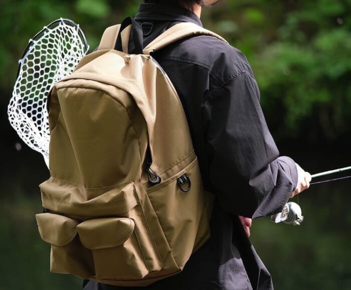 Backpacks from Connett , an original brand of Wedstore. You can enjoy the charm of fishing details to the fullest.