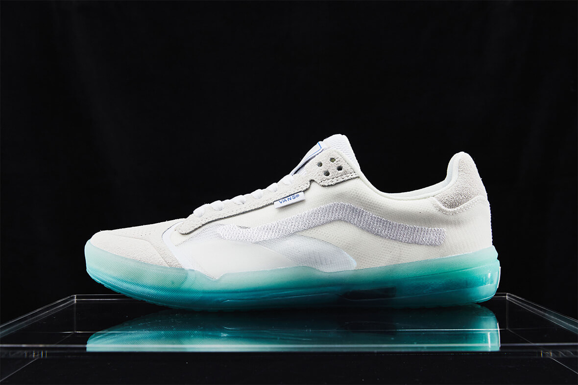 ヴァンズが描いた近未来のスニーカー。 | feature | HOUYHNHNM（フイナム）