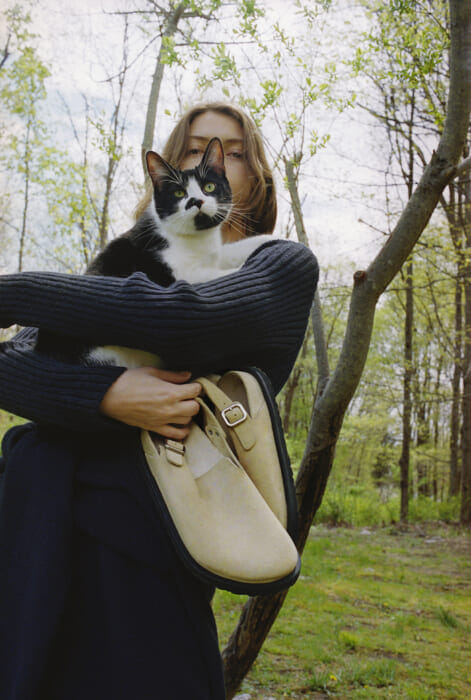 ジル サンダーとビルケンシュトックが初コラボ。端麗にアレンジされた4つのモデルが登場します。