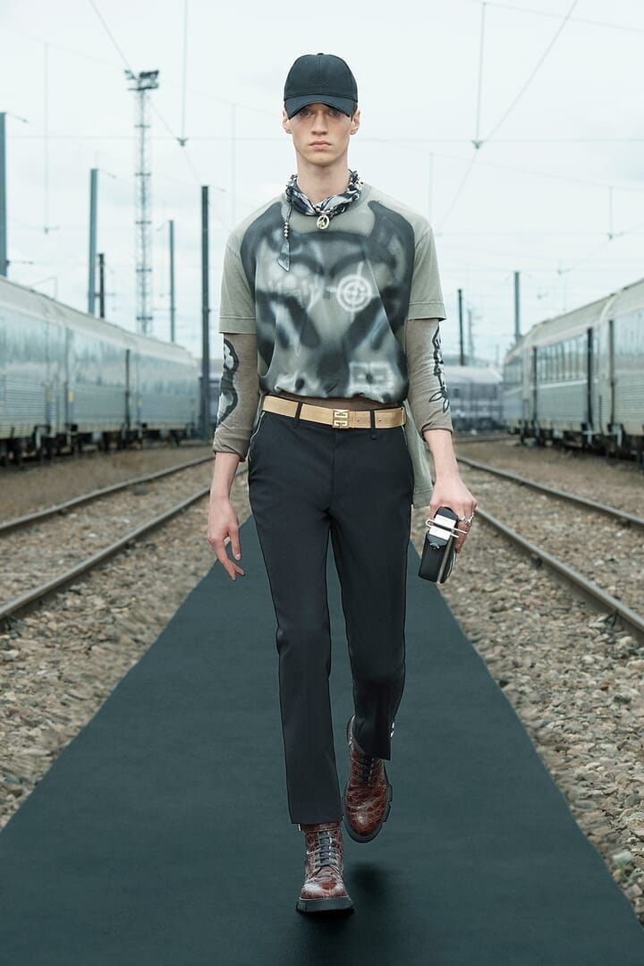 新品同様⭐︎激レア廃盤モデル⭐︎GIVANCHY ランテルディ ルパルファム | Givenchy Japan