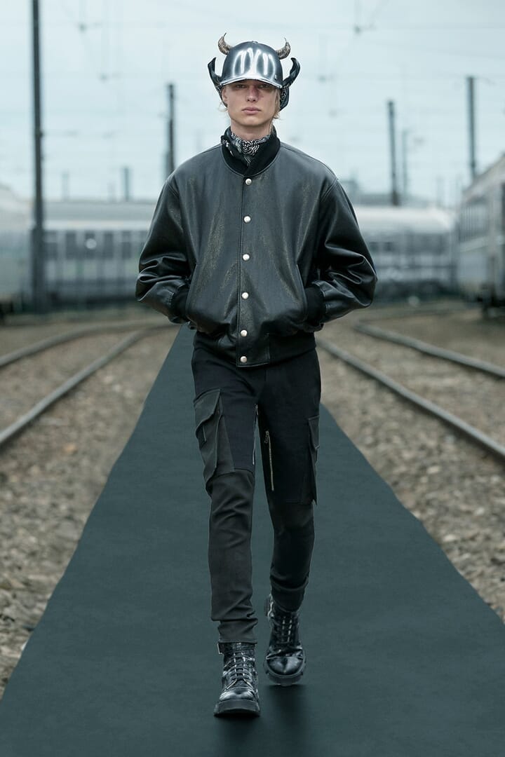 GIVENCHY | HOUYHNHNM（フイナム）