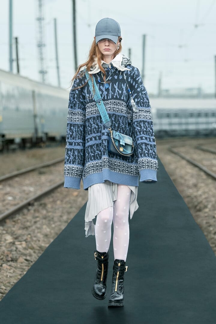 GIVENCHY | HOUYHNHNM（フイナム）