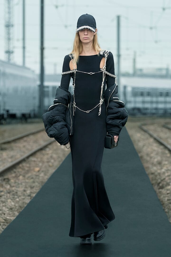 GIVENCHY | HOUYHNHNM（フイナム）