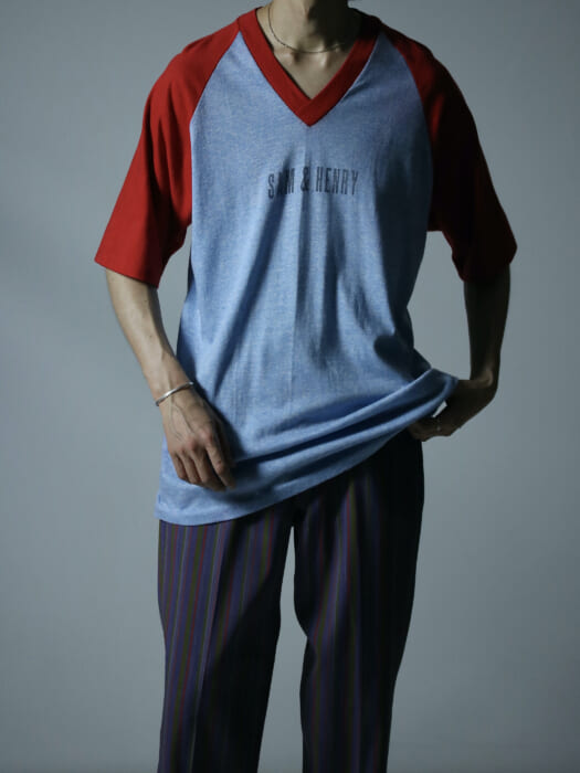 The Russell Athletic V-neck T that I dare you to choose right now.