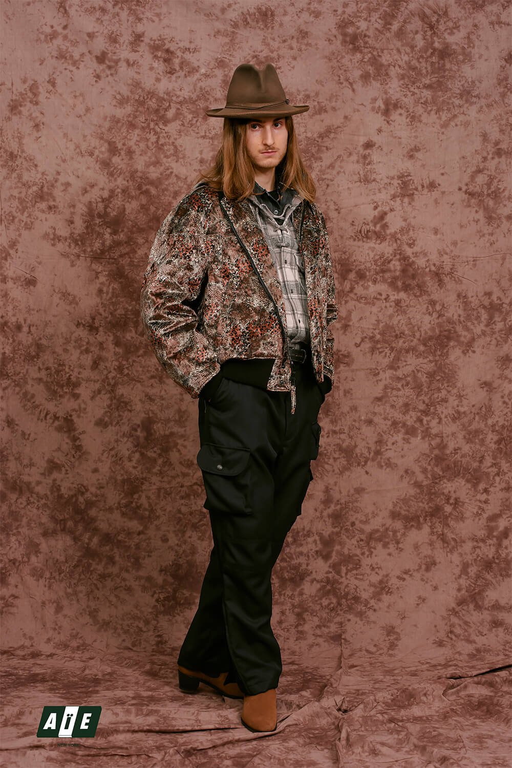 AiE | COLLECTION | HOUYHNHNM（フイナム）