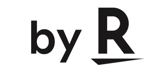 To celebrate the fashion show, White Mountaineering and Color will release limited time items.