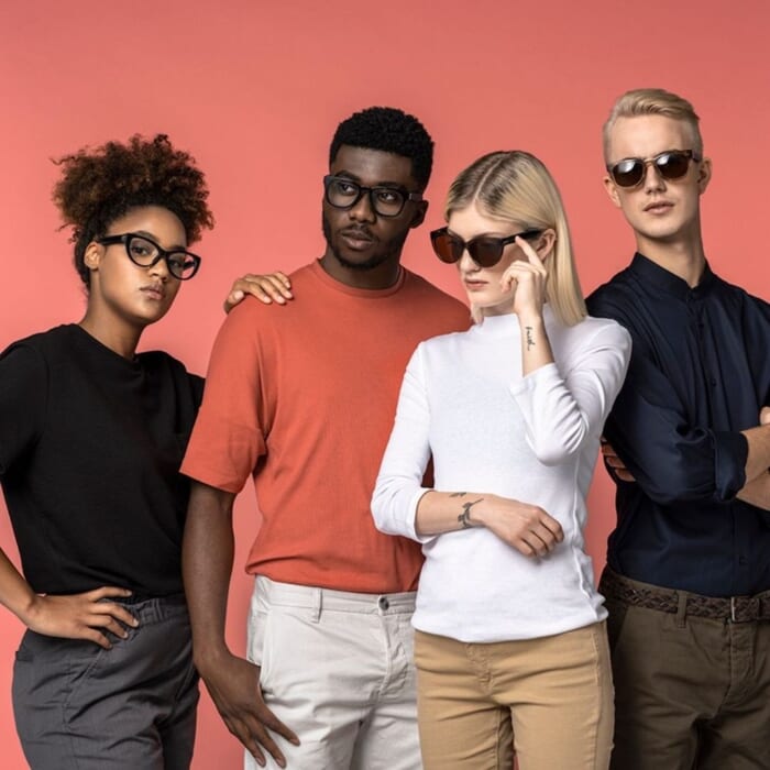 No blind spots in all directions. Fauna's audio glasses combine design and sound quality.