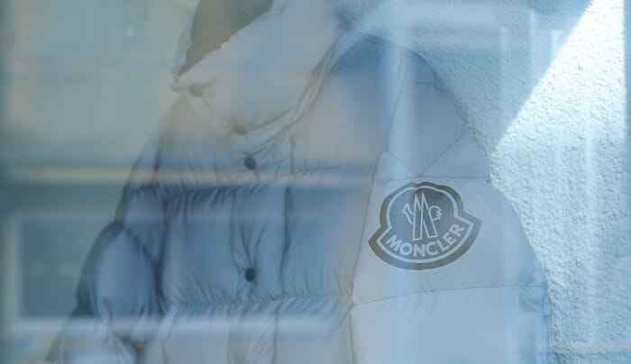 “2 MONCLER 1952 MAN” の次なる舞台は東京。アンドワンダーやスイコックも参画する2021年秋冬コレクションに迫りました。