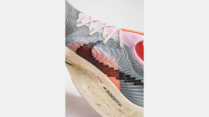 パフォーマンスとサスティナビリティの追求。ナイキの最速シューズが、更なる進化を遂げました。