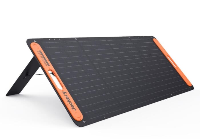 Jackery SolarSaga 100実機レビュー！折りたたみ式の高出力