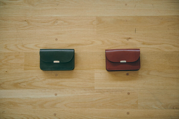 There it is again this year, a winter gift from Digawell. The masterpiece "GARSON PURSE" and three "SWEAT" models will be available in deep colors in a limited edition starting December 1.