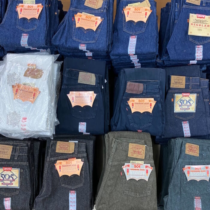 リーバイスを中心としたデッドストックのジーンズがドドンと1,000本大放出。デザートスノーで行われるミスタークリーンのポップアップショップに刮目せよ！