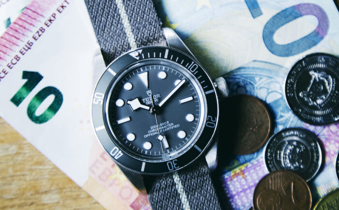 Series "Aspiring Masterpieces" No.235 TUDOR clad in old-fashioned 925 silver is the talk of the town.