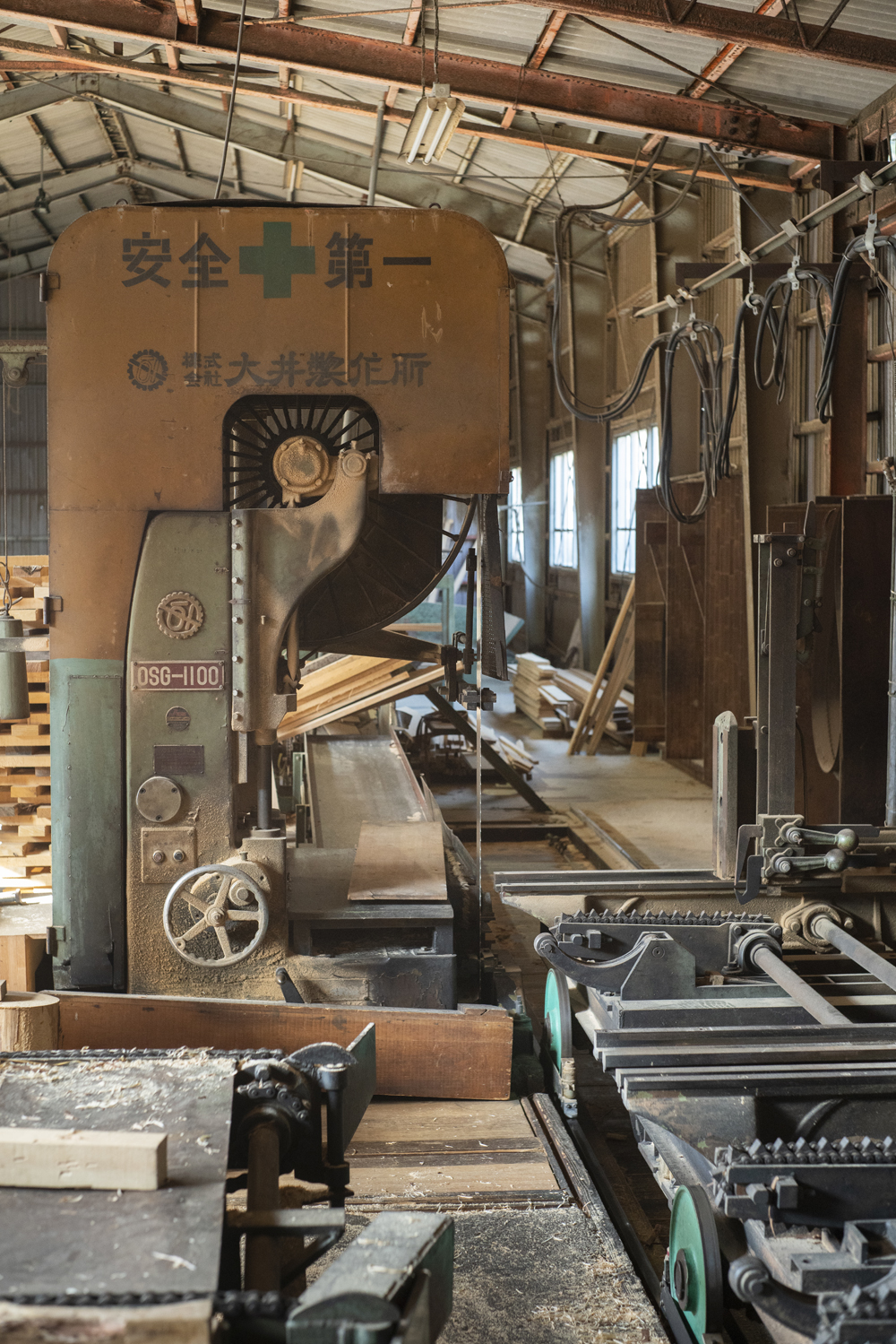四万十川流域のヒノキが家具に!? 豊かな自然と日本の文化の 四万十川流域のヒノキが家具に!? 豊かな自然と日本の文化の
