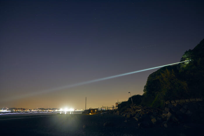 島、無人、闇、のなかで感じる芸術祭。「Sense Island -感覚の島- 暗闇の美術島 2021」が、横須賀・猿島で開催です。