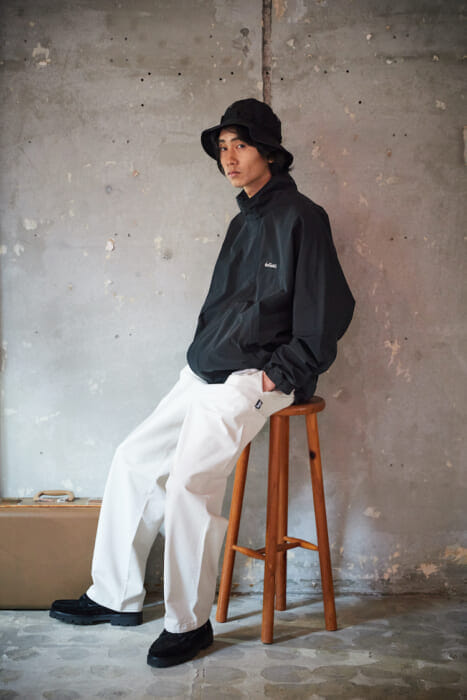 Super high spec and urban. A military jacket from Wild Things x Arknetts with all kinds of features scattered throughout.