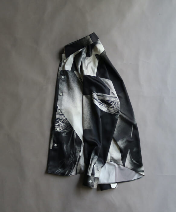 Artistic wear by Semaux x Éi Kaneko is now available. Also a pop-up to celebrate the collaboration.