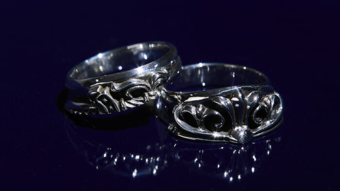 Series "Aspiring Masterpieces" No.241 Chrome Hearts rings are fun to wear in layers.