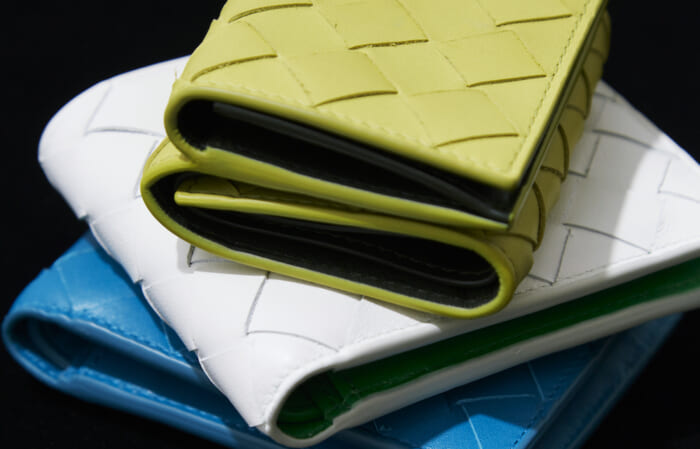 Series "Aspiring Masterpieces "No.247 A Bottega Veneta wallet that pays homage to the Maison.