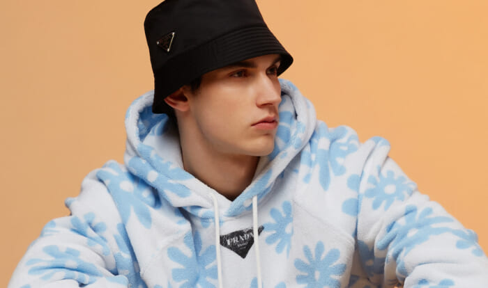 ファッションECの黒船 “italist” が日本上陸。1,400以上のブランドの商品が揃い、どれを買っても配送無料です。