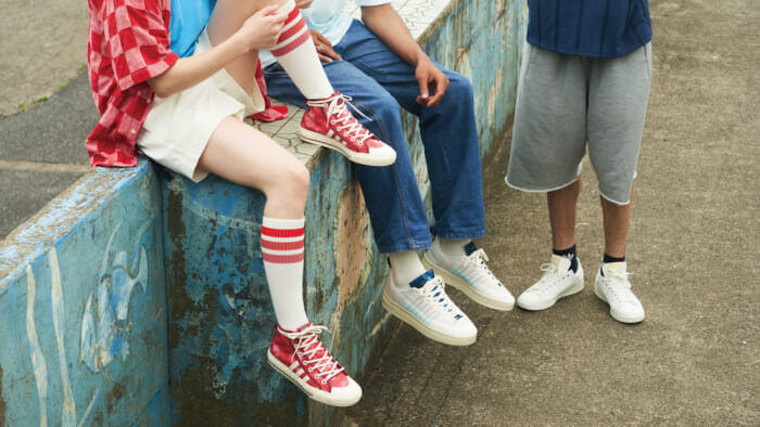 adidas Originals by Parleyより、2022年秋冬コレクションが登場。ヴィンテージ感漂うNIZZAに注目。