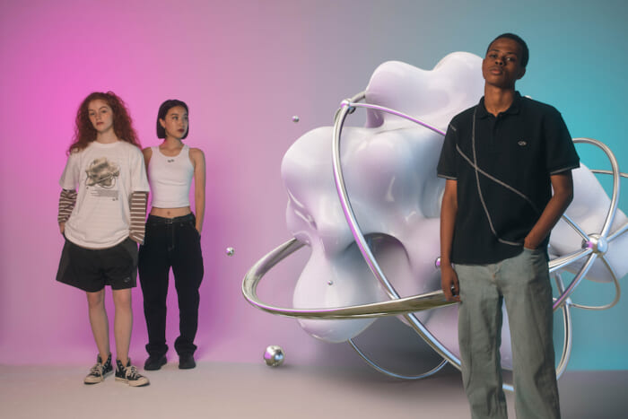 Paranoid's Summer 2022 collection pop-up at Nubian Harajuku, featuring 3DCG looks.