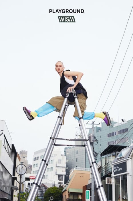 ブラウンとパープルで表現する、ポップと毒々しさ。ウィズムとピージーの共作キックスはテイスト違いの3モデルです。