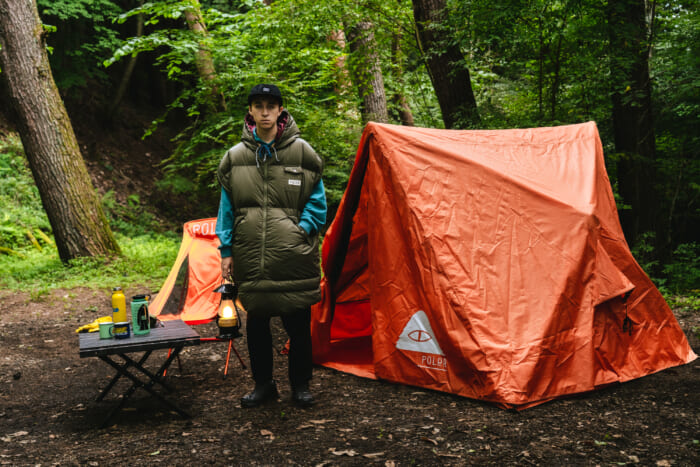 “着れる寝袋”に750FPのダウンがイン！ ポーラーとナンガのコラボ、人気かつ数量限定なので売り切れ必至です。