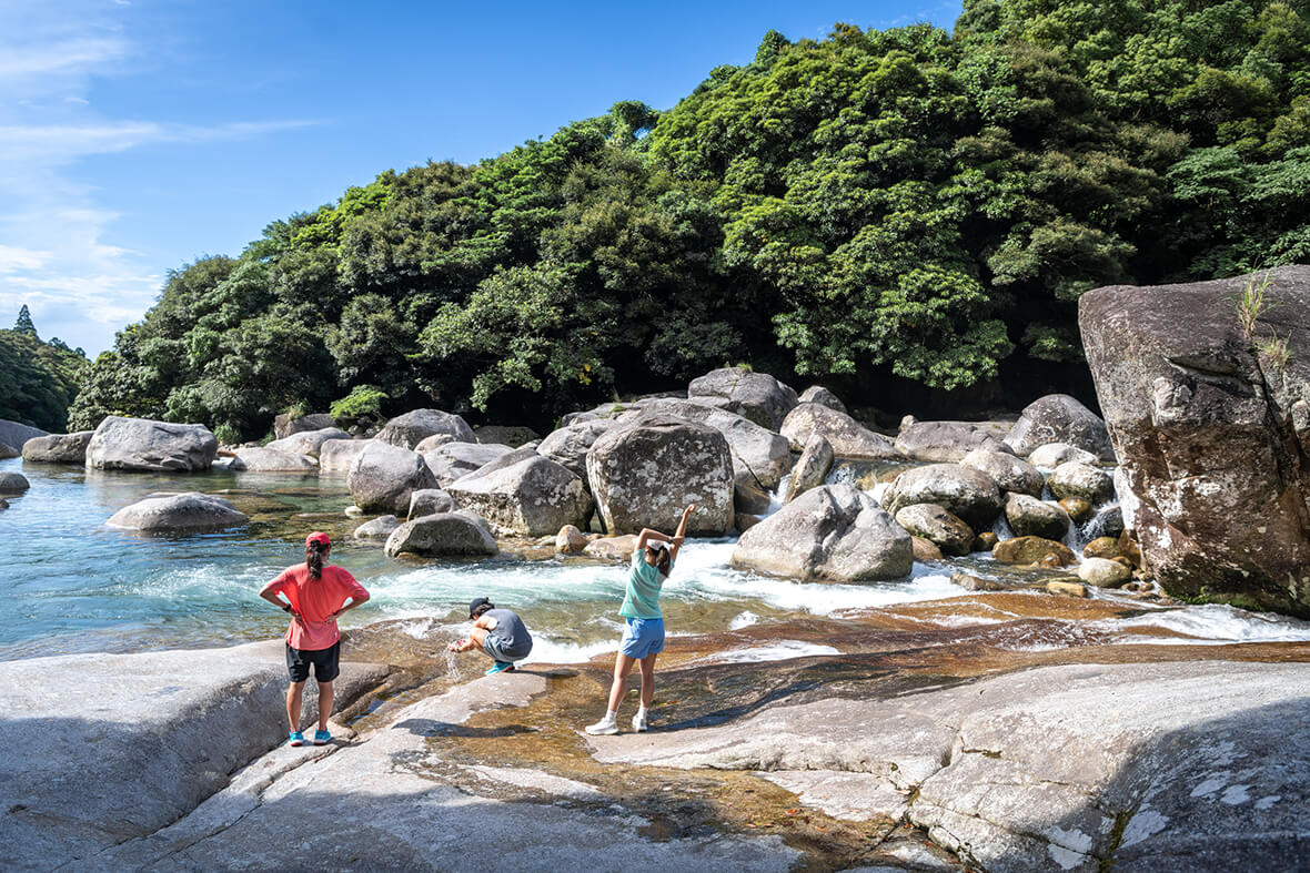 フイナム サロモンの夏遊び巡業 Vol 4 屋久島編 Feature Houyhnhnm フイナム