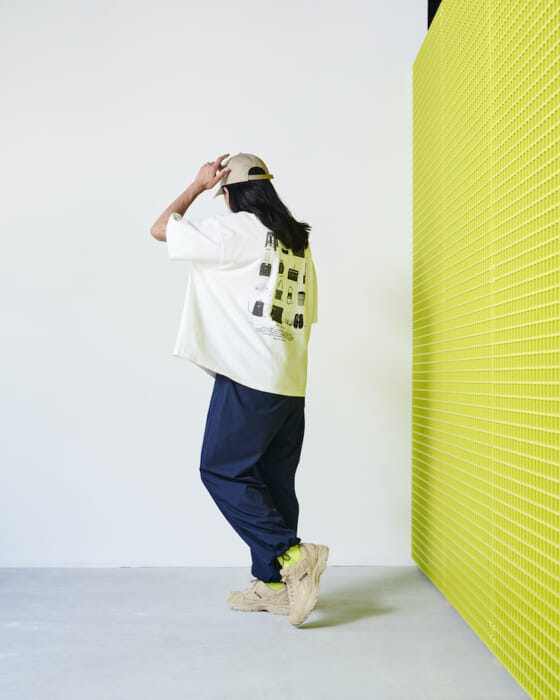 Fresh Service Head Quarters relocates and opens! Many modern and functional limited edition items are now available.