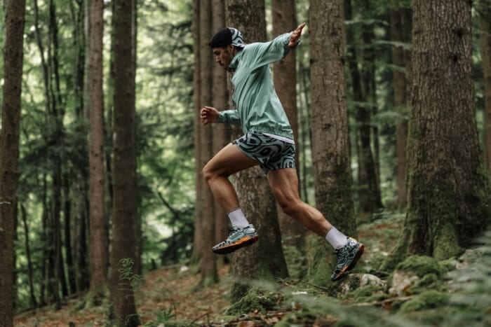 From The North Face's "VECTIV" series, a special artistic version is now available.