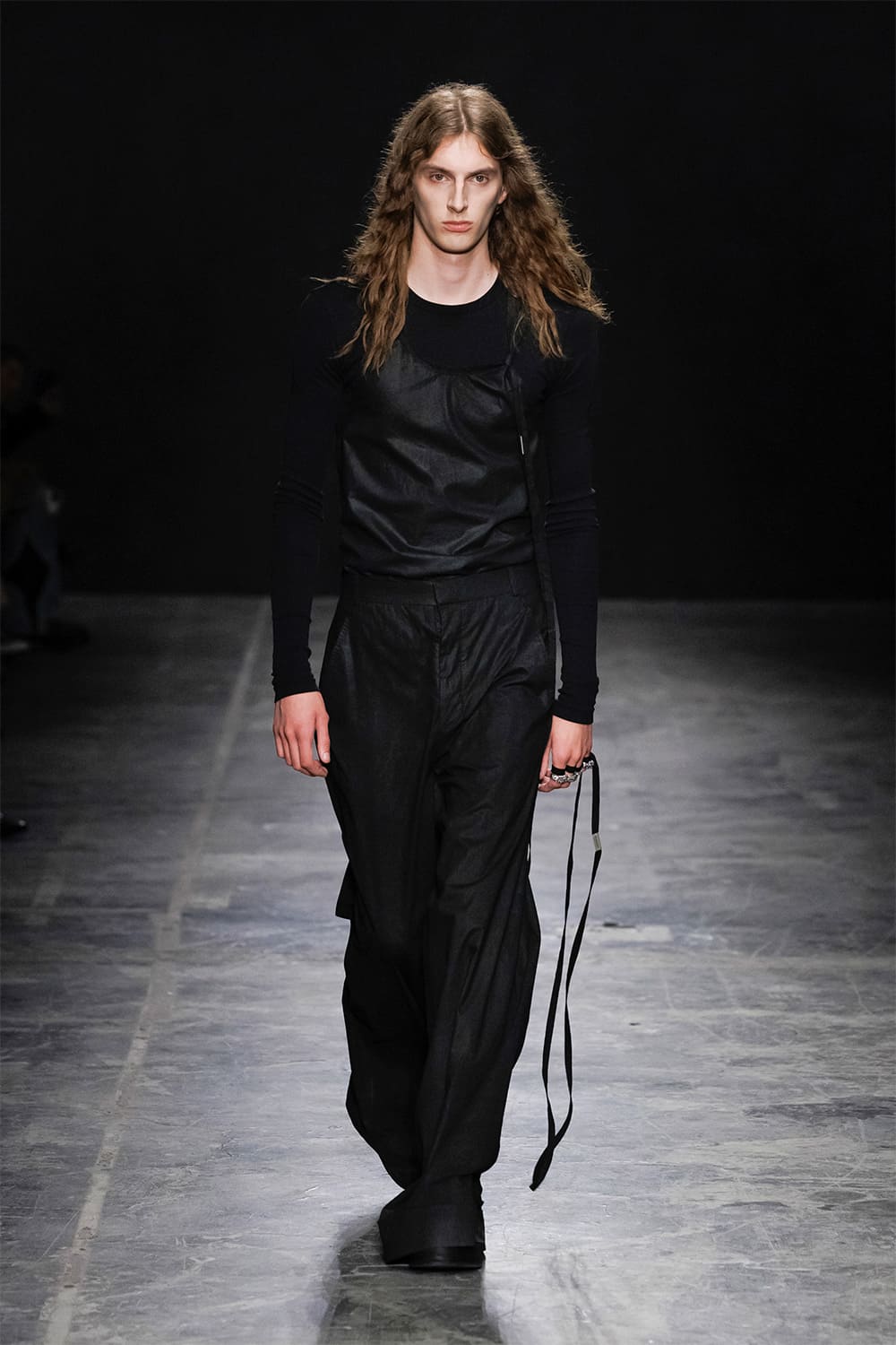 ANN DEMEULEMEESTER | COLLECTION | HOUYHNHNM 