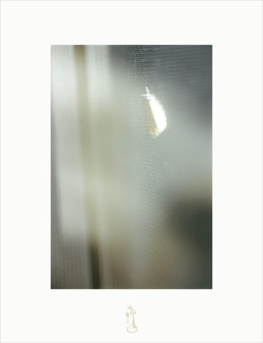 フォトグラファー山本恭平の初となる個展『透明ですこし眩しい』が表参道で開催されます。