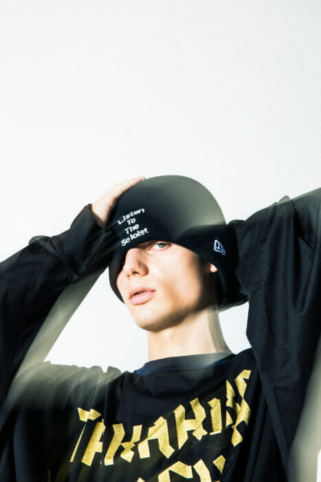 この冬の主役を飾るニットキャップ。タカヒロミヤシタザソロイスト. とニューエラのコラボから登場しました。