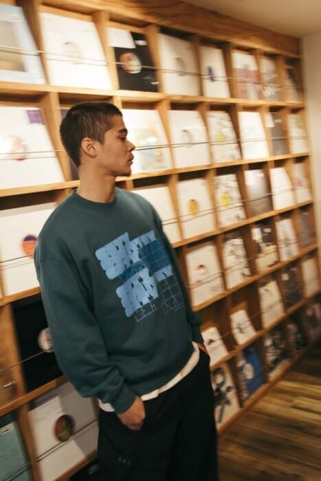 The graphics, which feel the sound of the City Country City, are placed on an original body, this time made in Japan.