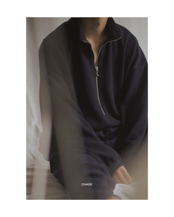 What's a pleasant twist? Chase creates a comfy, comfy setup that drops.