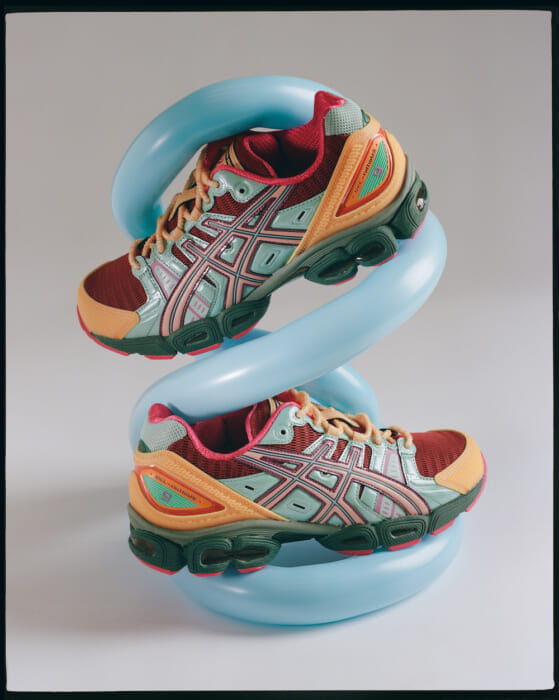 The chemistry between Braindead and ASICS is one that plays back the Y2K era in the current mood.