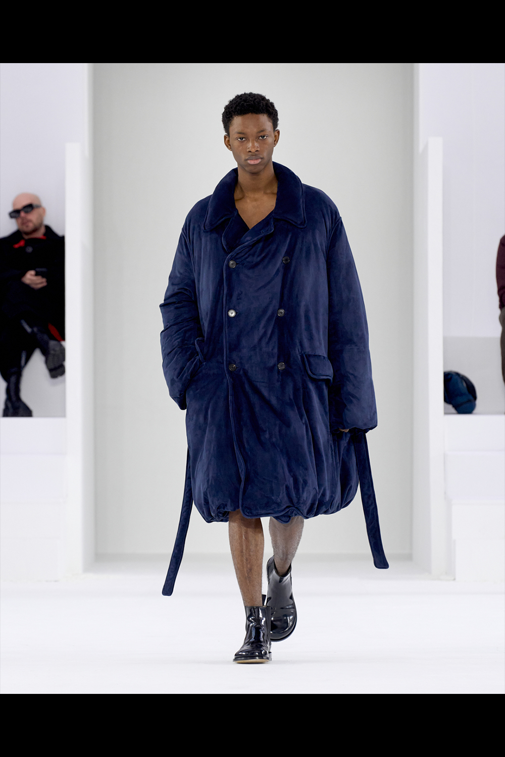 LOEWE☆フーディー（コットン）ピンクxダークネイビー CREARE -LINO- パーカー 新色追加「ユニセックス商品」 フラワー