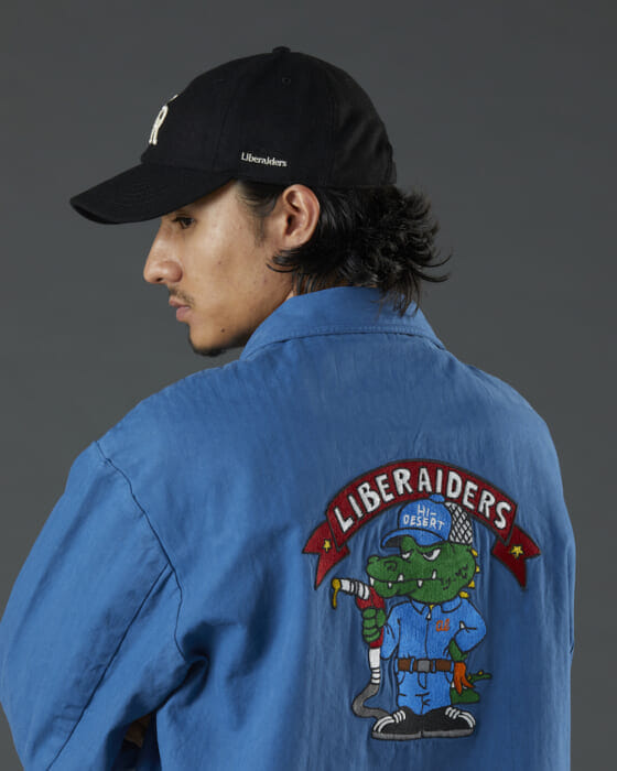 アメカジに遊び心溢れるツイストを。春の装いに新鮮さを加える、リベレイダースのライトアウター。