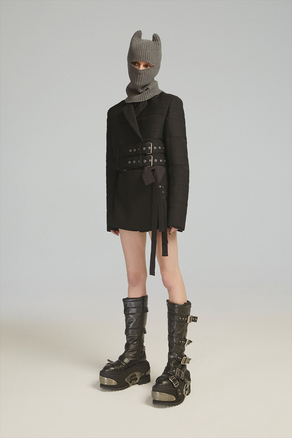 AMBUSH 猫耳 Widely referenced, never replicated. The PEARL PIERCED