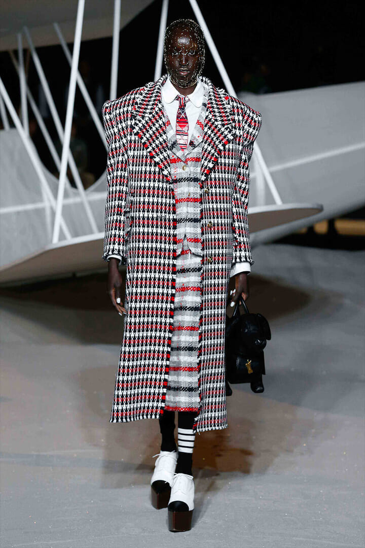 THOM BROWNE タイアコナルストライフストラッフカトホルタ THOM BROWNE | HOUYHNHNM (HOUYHNHNM)