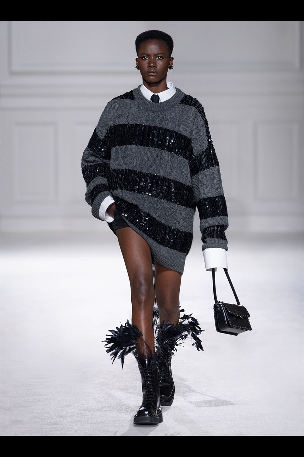 VALENTINO | HOUYHNHNM（フイナム）