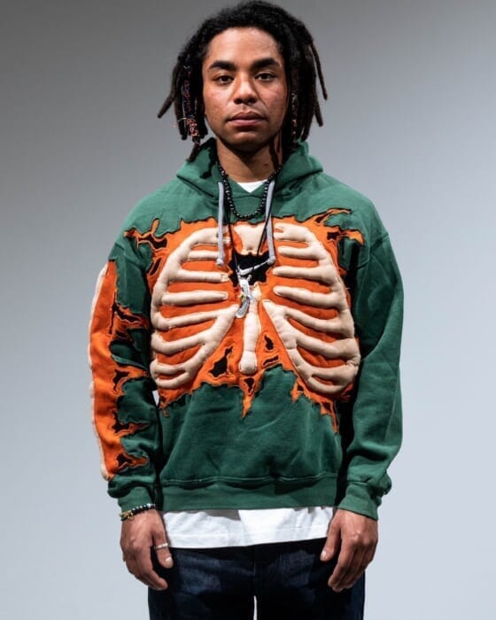 正真正銘の世界にひとつだけ。100%リサイクルなリメイクブランドが、ジャカルタの空気をまとって登場です。